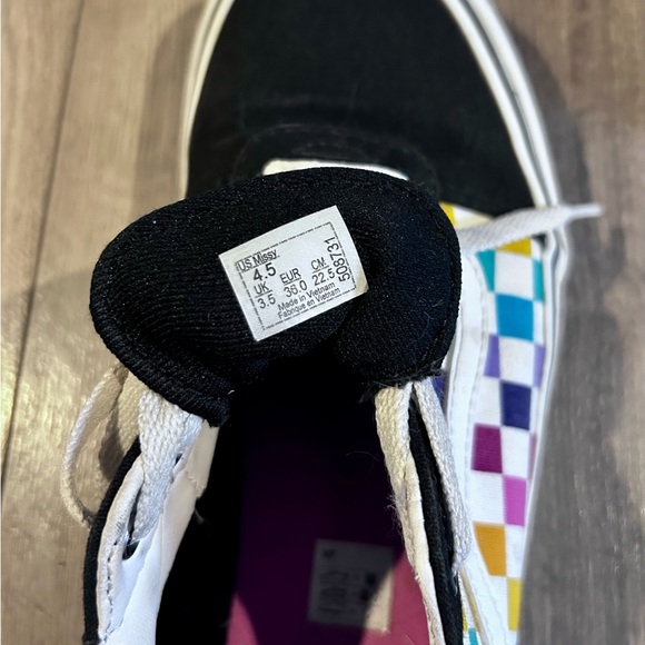Vans Sneakers - Picture 2 of 3